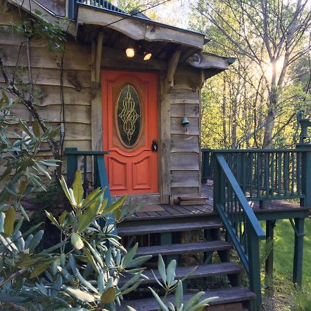 Rushing Stone Cottage Jefferson Exterior photo