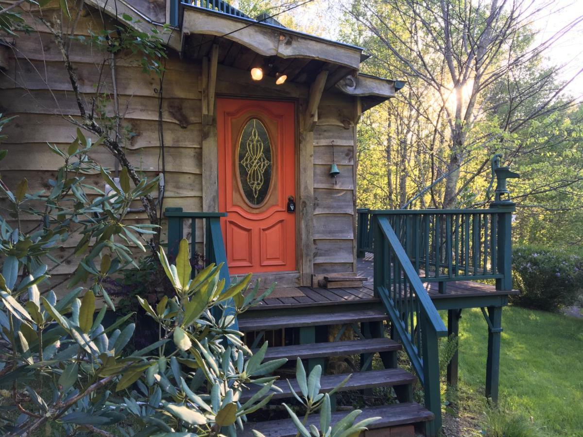 Rushing Stone Cottage Jefferson Exterior photo