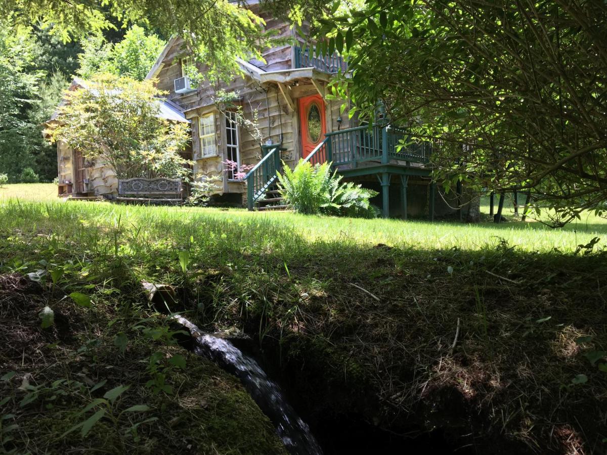 Rushing Stone Cottage Jefferson Exterior photo